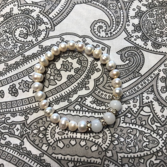 ⬇️ 🌴5 for $20🌴 Fresh water pearl imitation - Picture 3 of 4